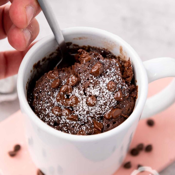 vegan brownie in a mug
