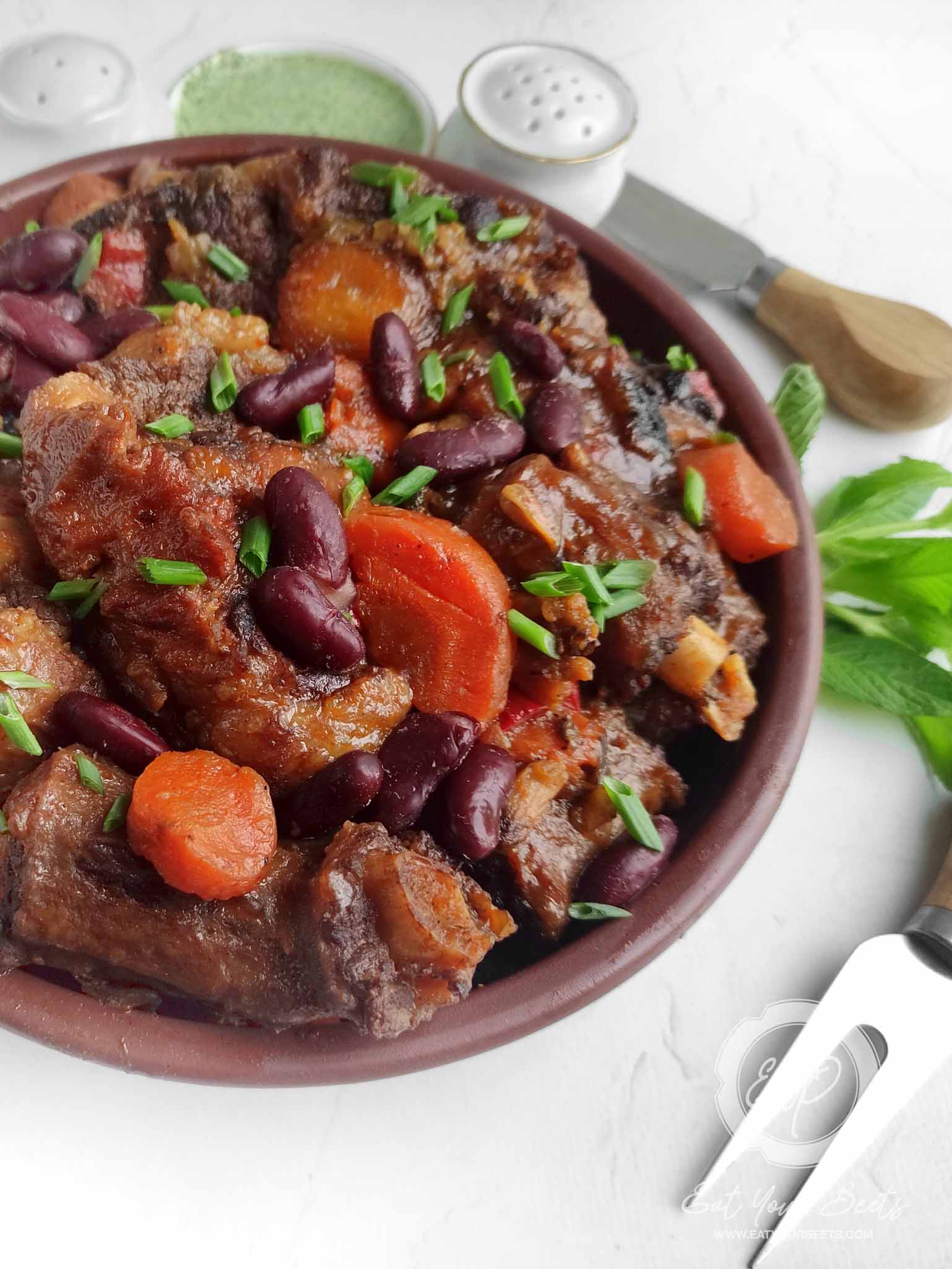 Best Jamaican Oxtail Recipe For Slow Cooker - Eat Your Beets