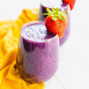 Vegan Mixed Berry Smoothie.
