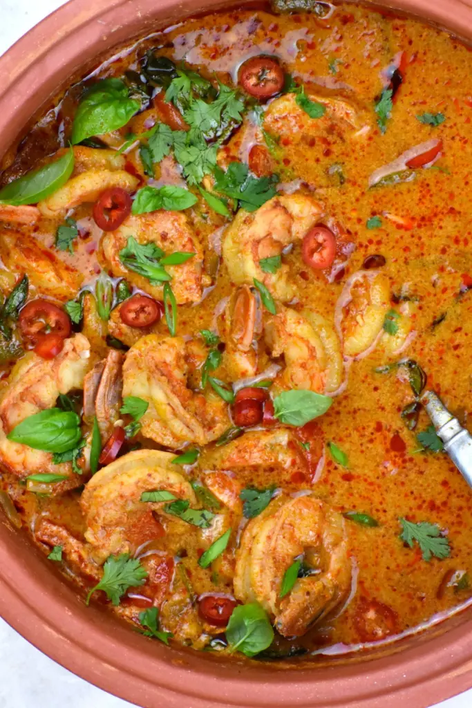 Thai shrimp curry in a pot.