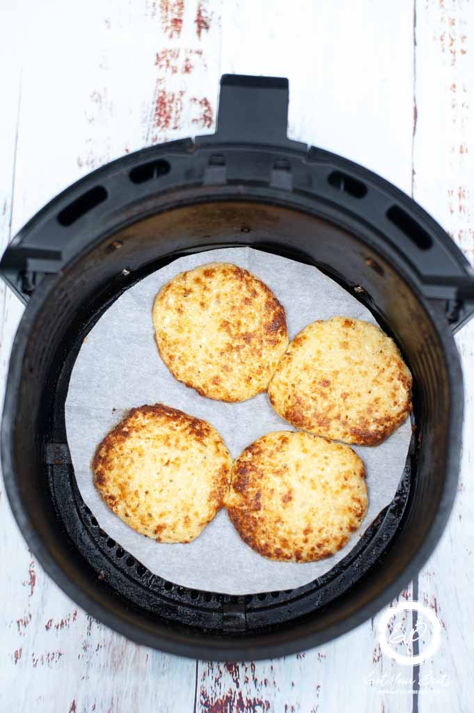 air fryer cauliflower pizza crust.