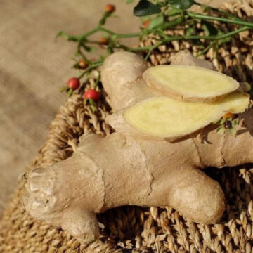 Fresh ginger root.
