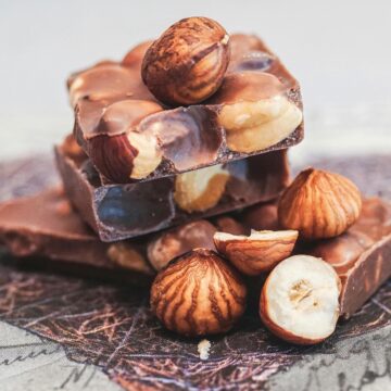 Food to Your Loved Ones this Holiday Season.