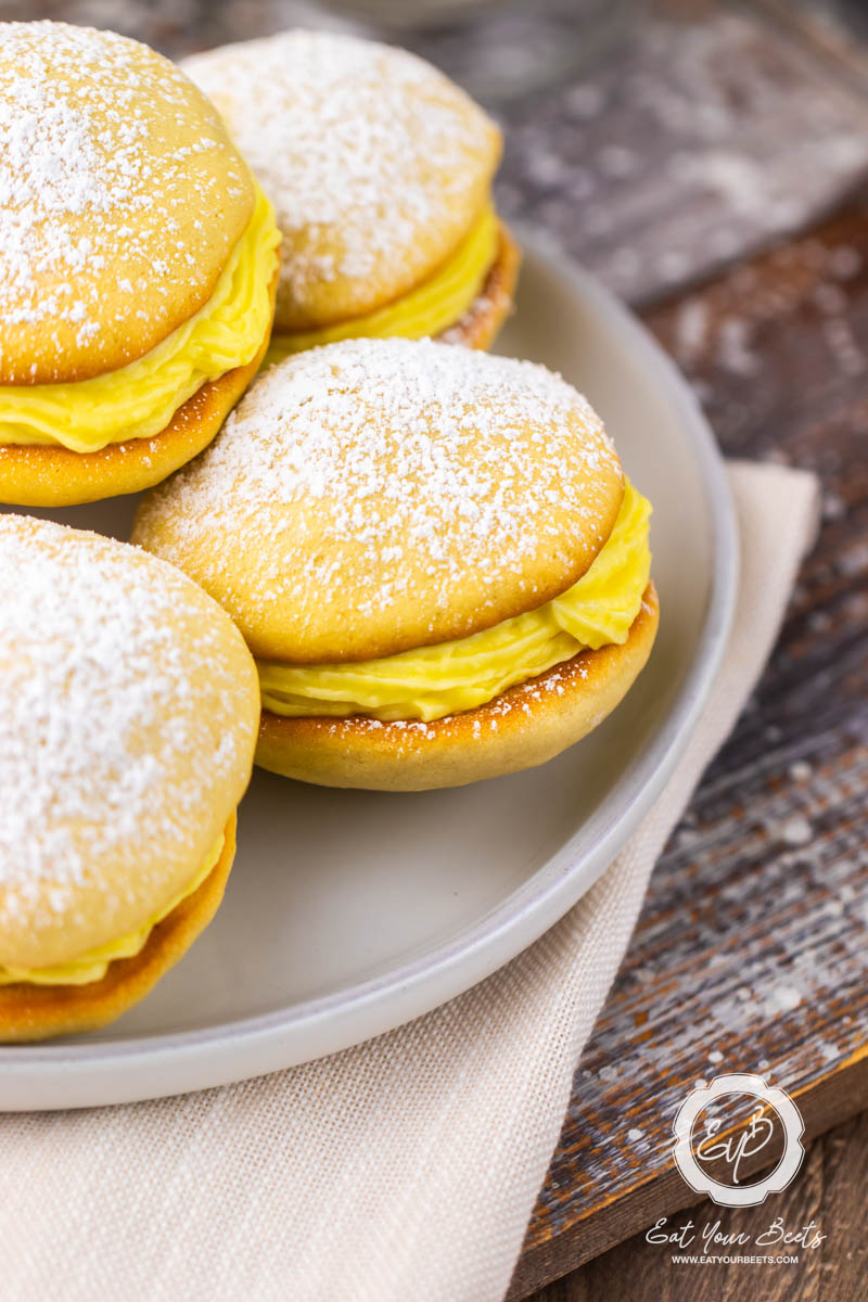 Banana Pudding Whoopie Pies.
