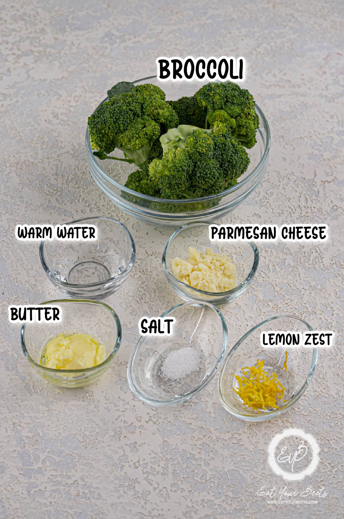 Ingredients for pureed broccoli.